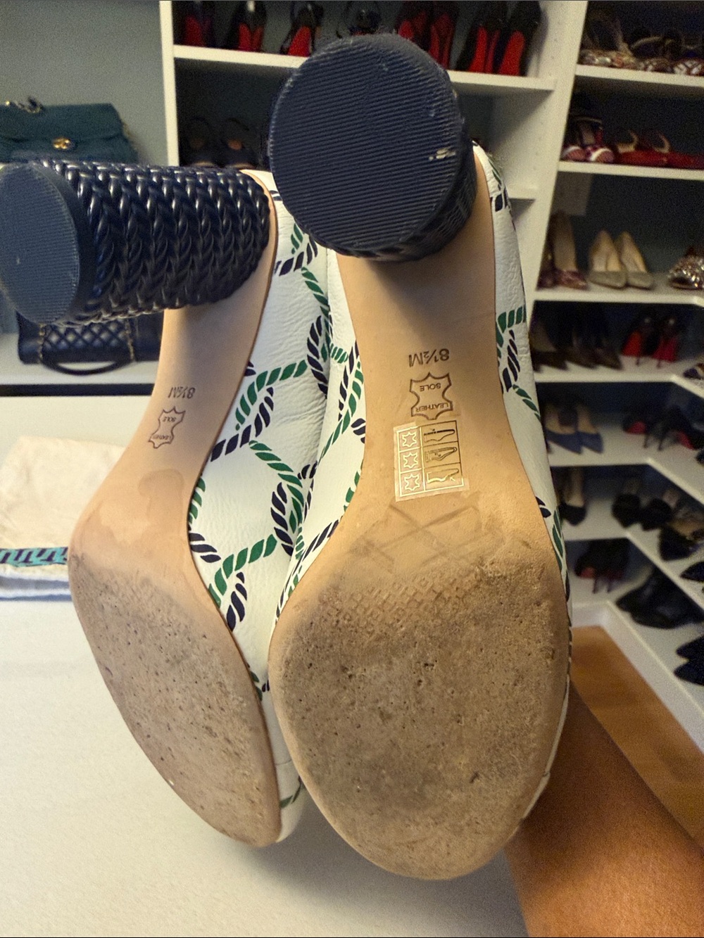 Tory Burch Maritime Nautical Rope-Print Pumps with Green & Black Bow Accent - Picture 4 of 10
